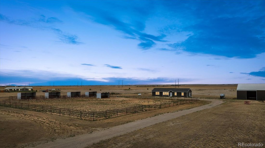 House in Keenesburg, Colorado, United States 1 - 18645708