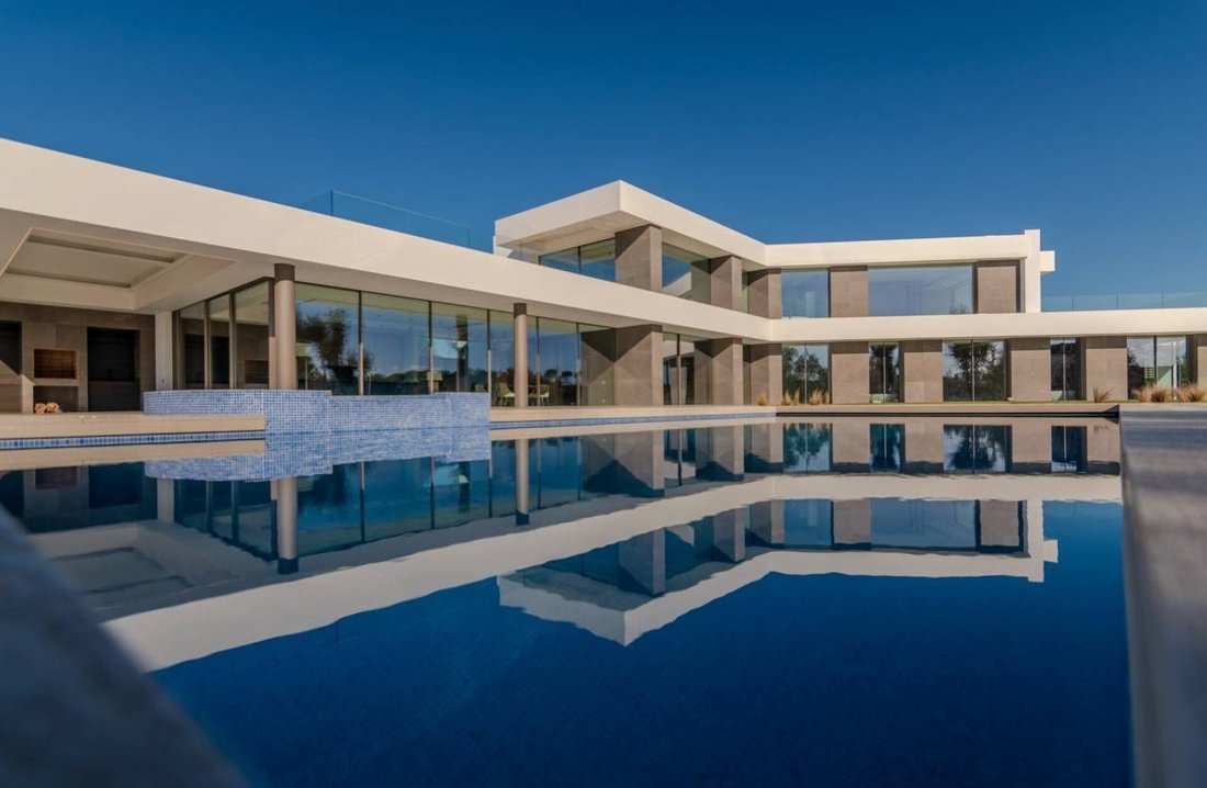 Villa in Caldes de Malavella, Catalonia, Spain 2 - 18299844