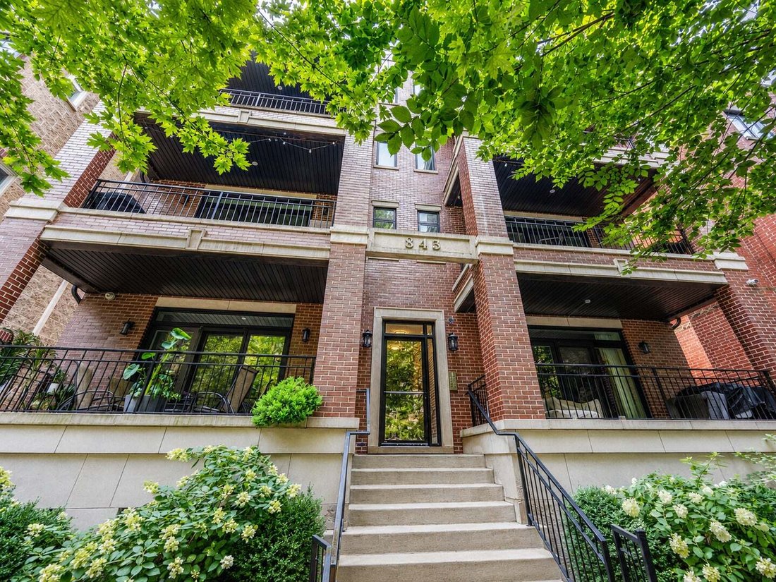 Condo in Chicago, Illinois, United States 1 - 18642370