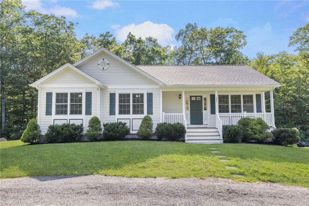 House in Coventry, Rhode Island, United States 1 - 18647397