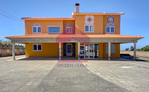 House in Usseira, Leiria District, Portugal 1