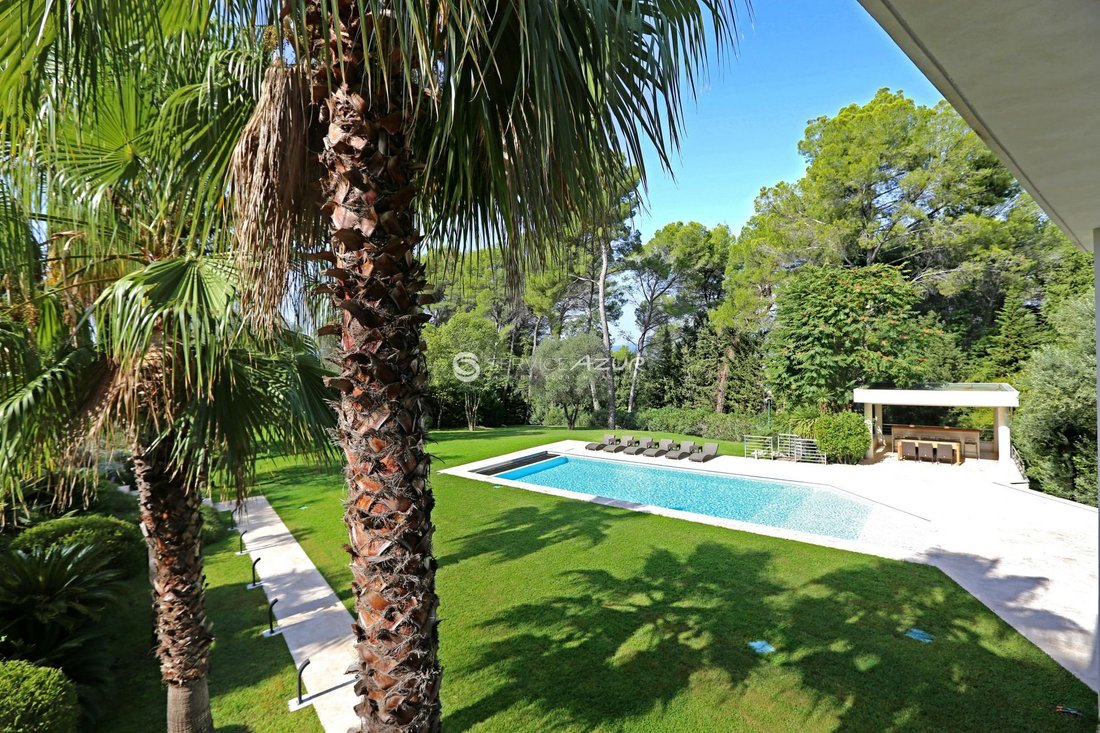 Villa in Mougins, Provence-Alpes-Côte d'Azur, France 2 - 18644979