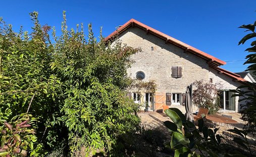 Villa in Chassagne-Saint-Denis, Bourgogne – Franche-Comté, France 1