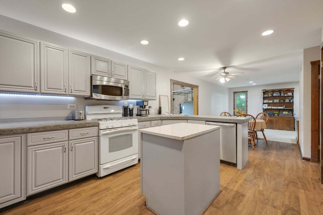 House in Maple Park, Illinois, United States 5 - 18592438