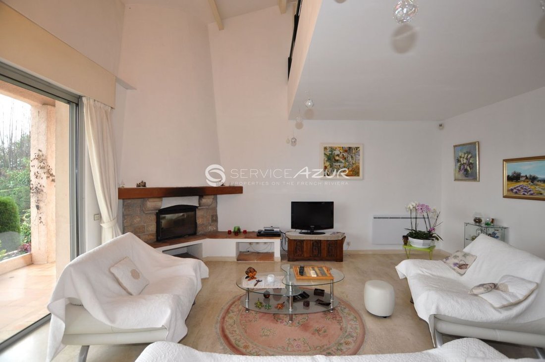 Villa in Le Cottage, Mandelieu-la-Napoule, France 4 - 18644524