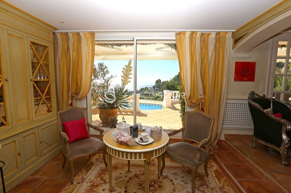 Villa in Cannes, Provence-Alpes-Côte d'Azur, France 4 - 18644885