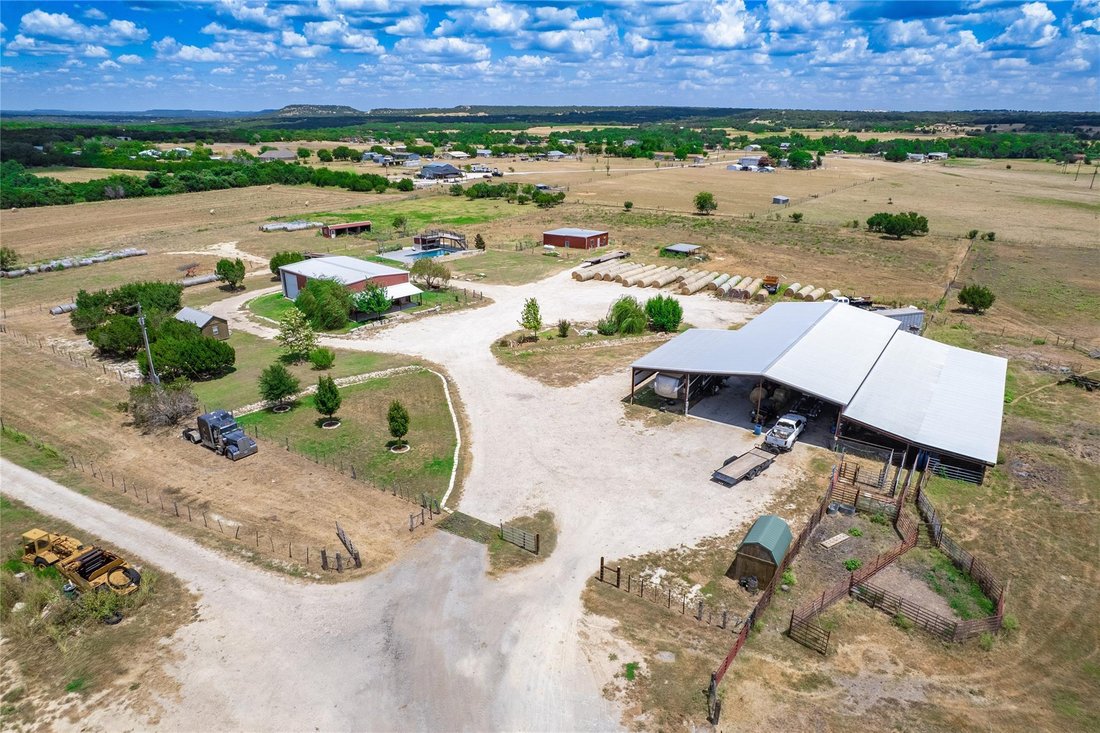 House in Florence, Texas, United States 3 - 18646305