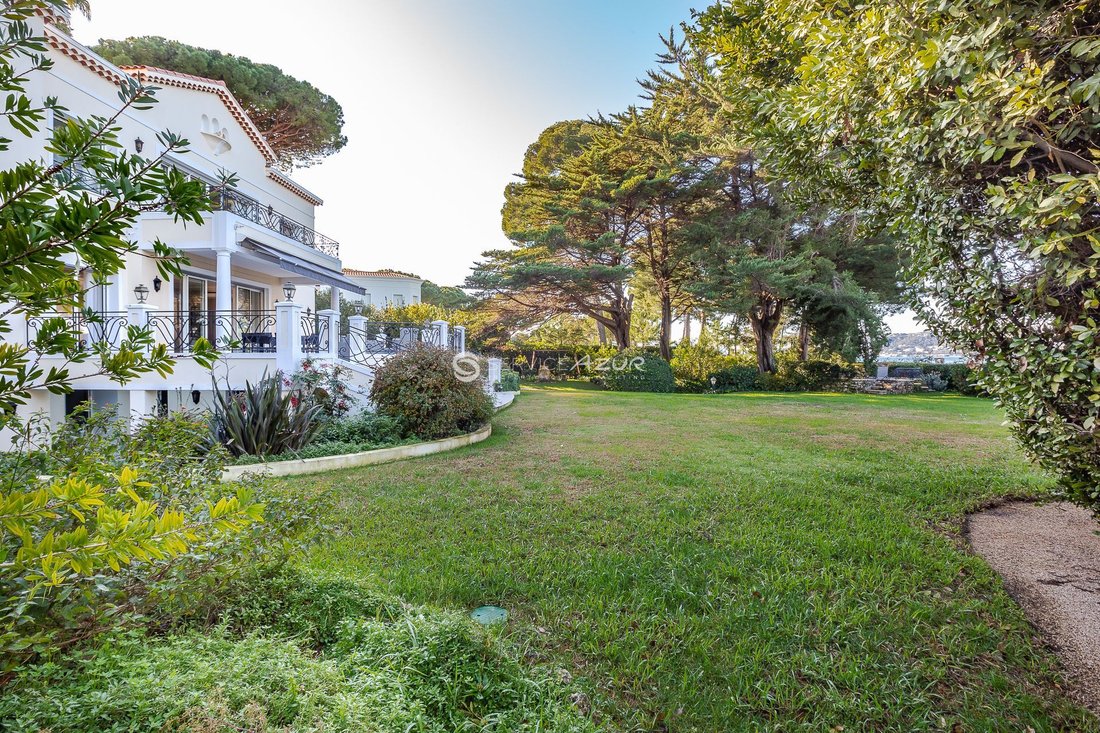 Villa in Vieille Ville, Antibes, France 3 - 18644991