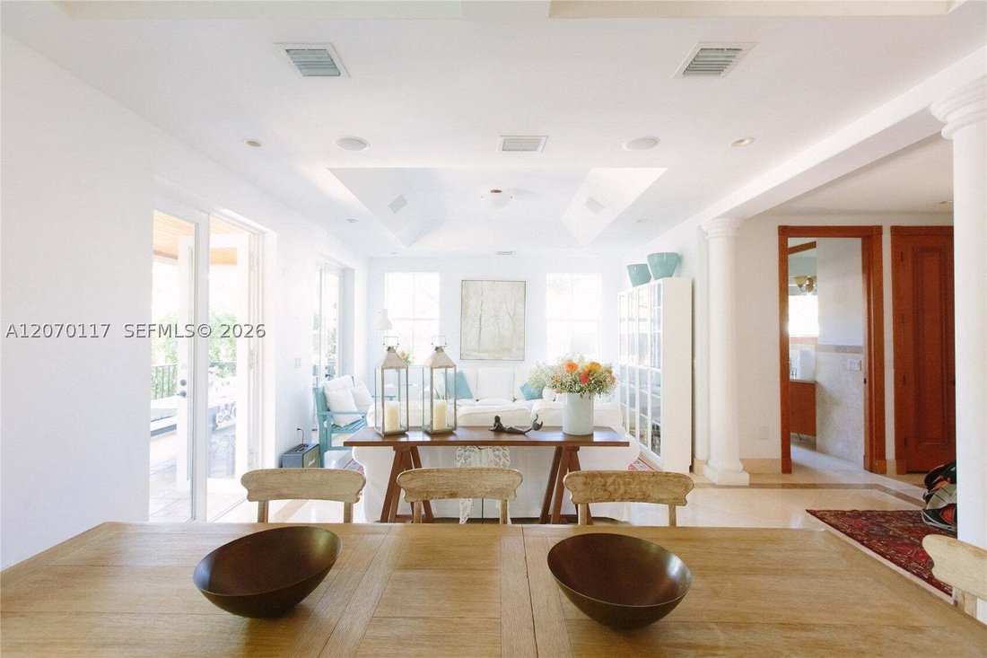 House in Key Biscayne, Florida, United States 5 - 18646098