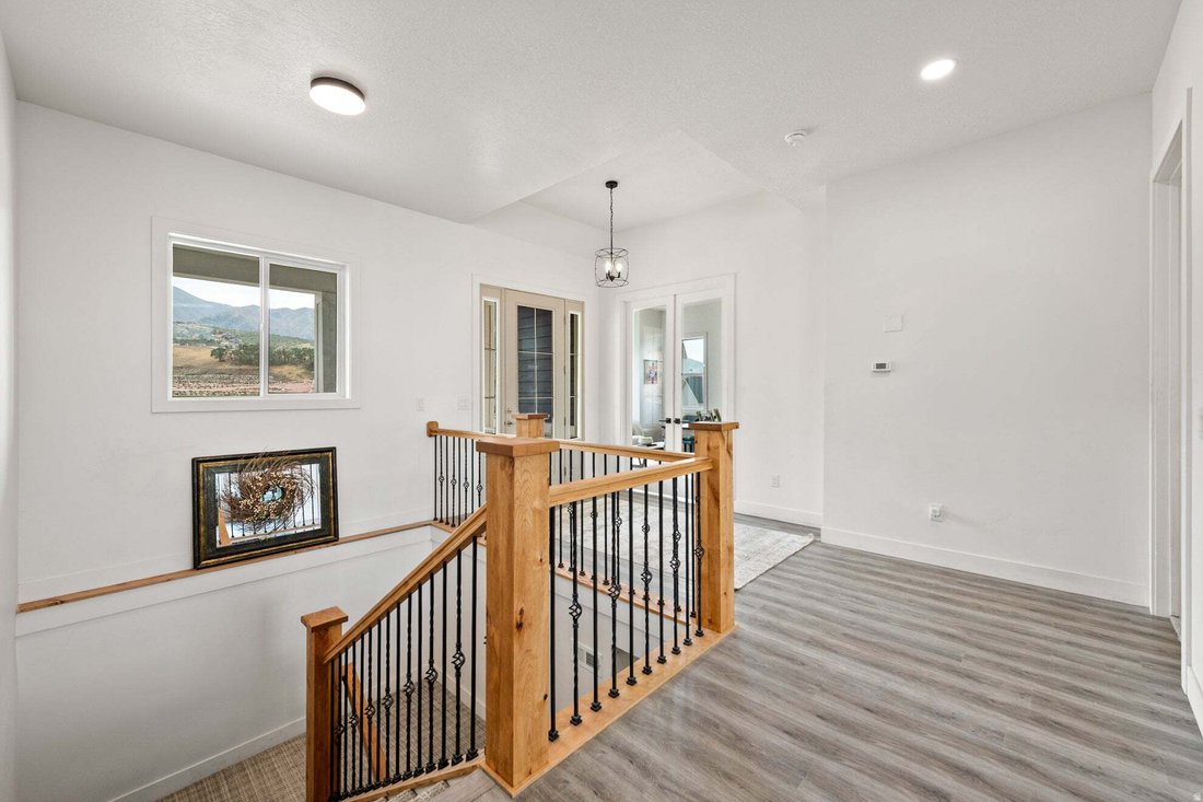 House in Woodland Hills, Utah, United States 5 - 18646006