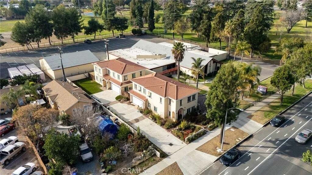 House in Ontario, California, United States 2 - 16905585