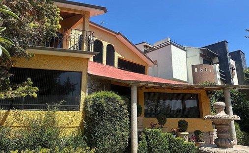 House in Ciudad López Mateos, State of Mexico, Mexico 1