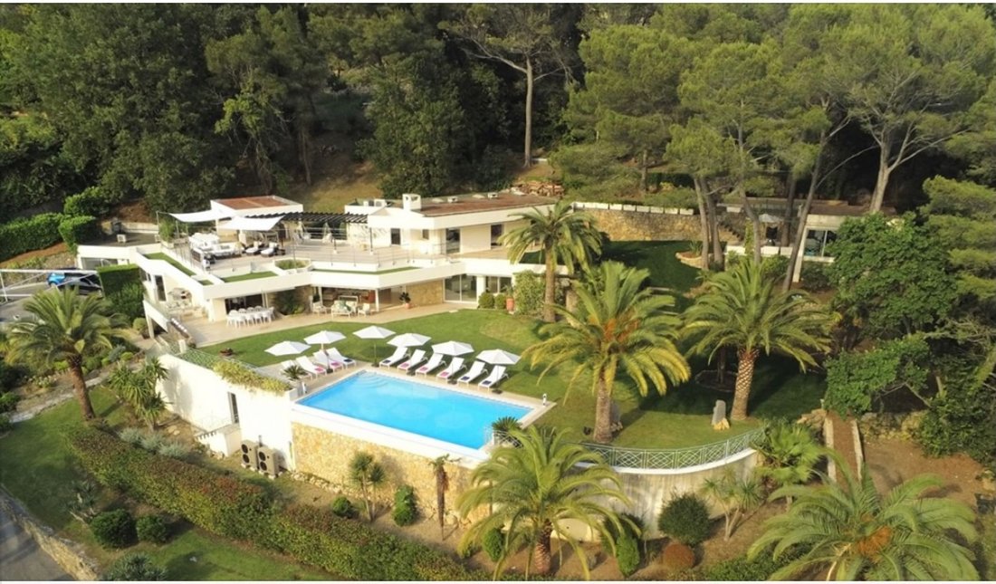 Villa in Cannes, Provence-Alpes-Côte d'Azur, France 1 - 18644605
