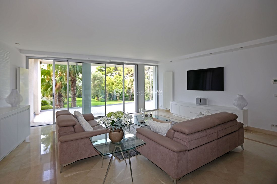Villa in Mougins, Provence-Alpes-Côte d'Azur, France 5 - 18644979