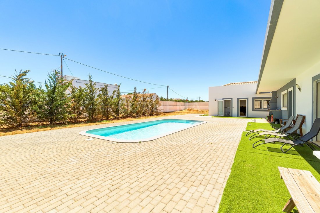 Villa in Portimao, Algarve, Portugal 2 - 18647499