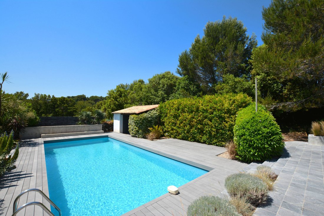 Villa in Village-Saint Julien-Saint Pierre, Biot, France 1 - 18644308