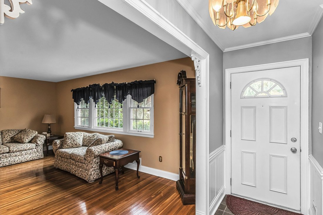 Haus in Old Bethpage, New York, Vereinigte Staaten 5 - 18629656