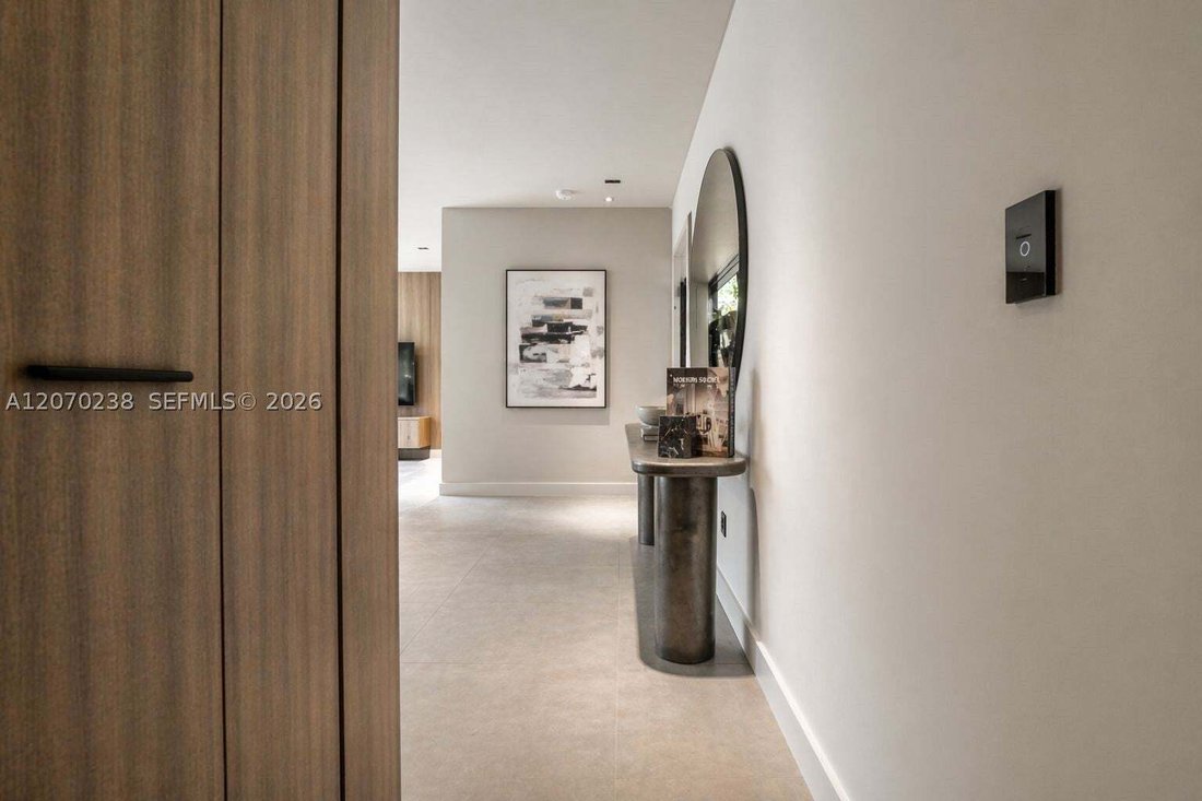 House in North Miami Beach, Florida, United States 4 - 18646155