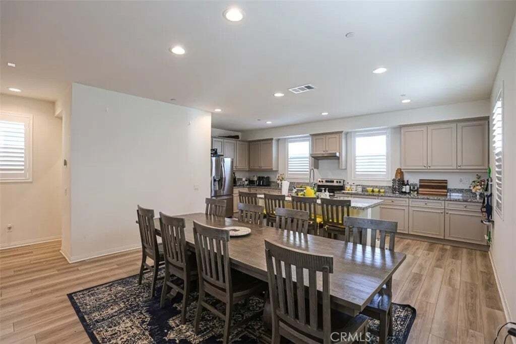 House in Santa Ana, California, United States 3 - 17755104