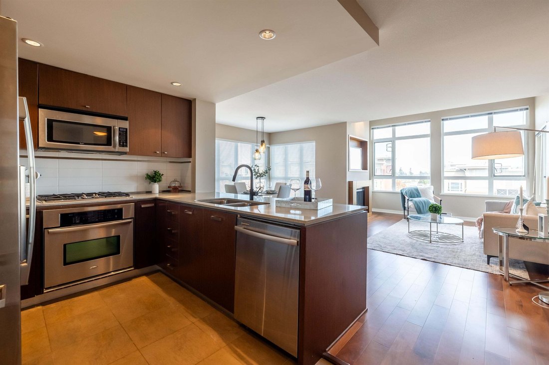 Condo in Surrey, British Columbia, Canada 5 - 18643146