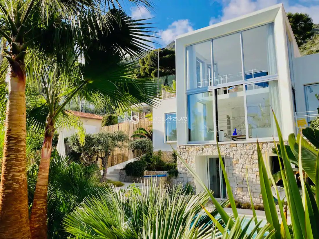 Villa in Èze, Provence-Alpes-Côte d'Azur, France 2 - 18644426