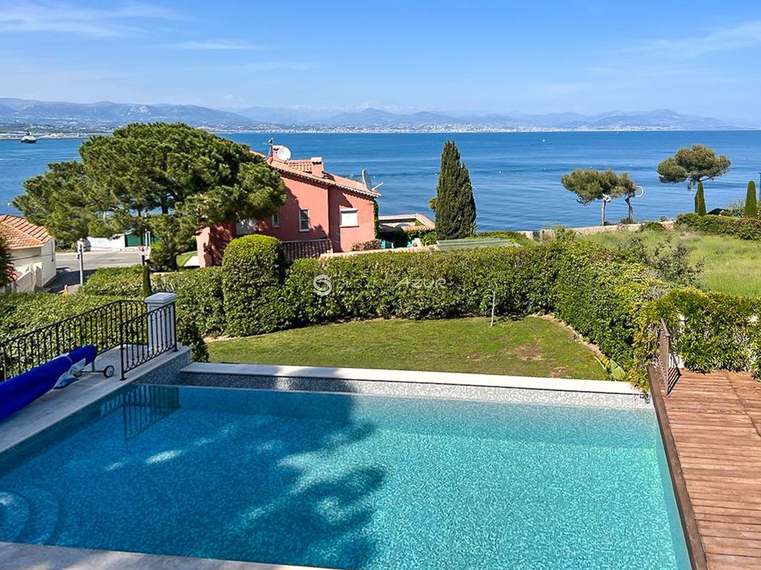 Villa in Vieille Ville, Antibes, France 4 - 18644855