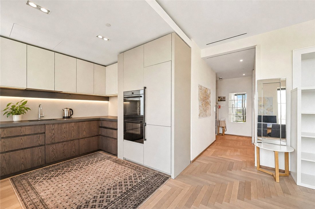 Apartment in Camden Town, Camden, England 5 - 18633265