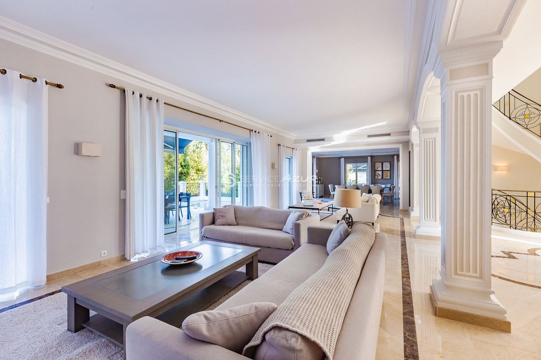 Villa in Vieille Ville, Antibes, France 5 - 18644991