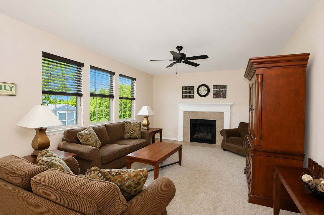 House in Huntley, Illinois, United States 5 - 18646682