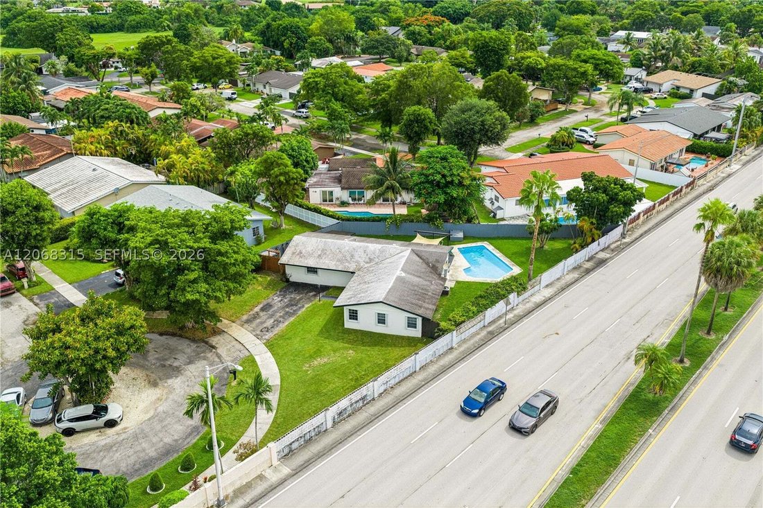 House in West Miami, Florida, United States 3 - 18628368