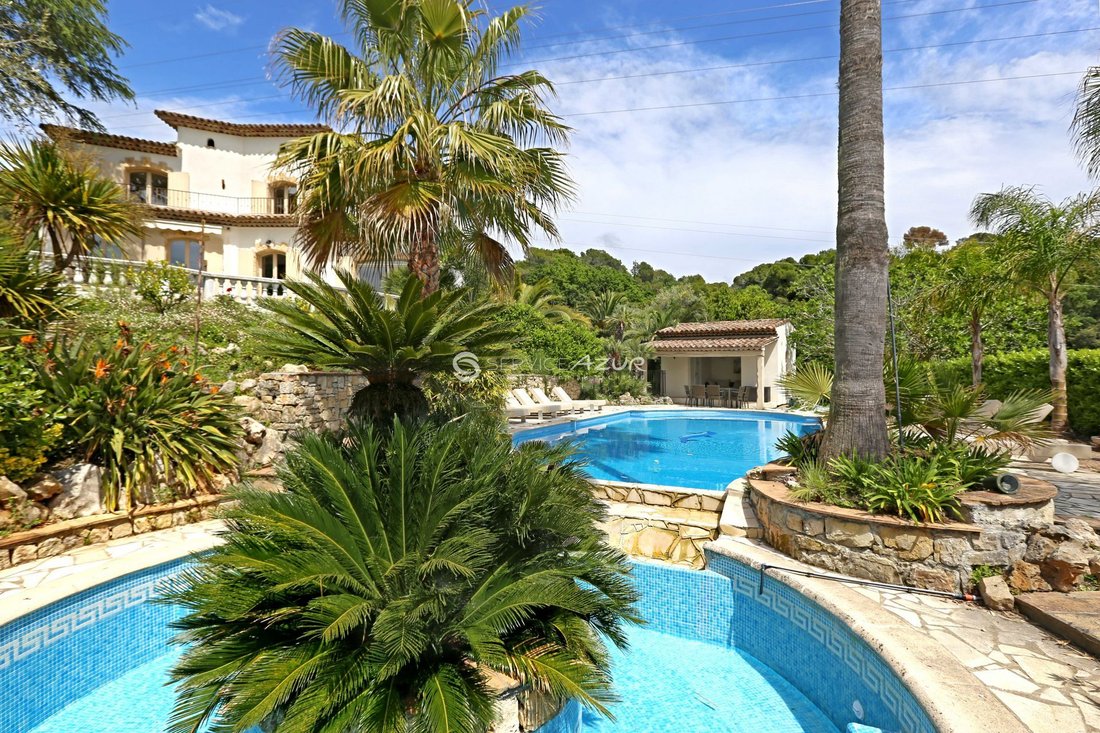 Villa in Mougins, Provence-Alpes-Côte d'Azur, France 3 - 18644966