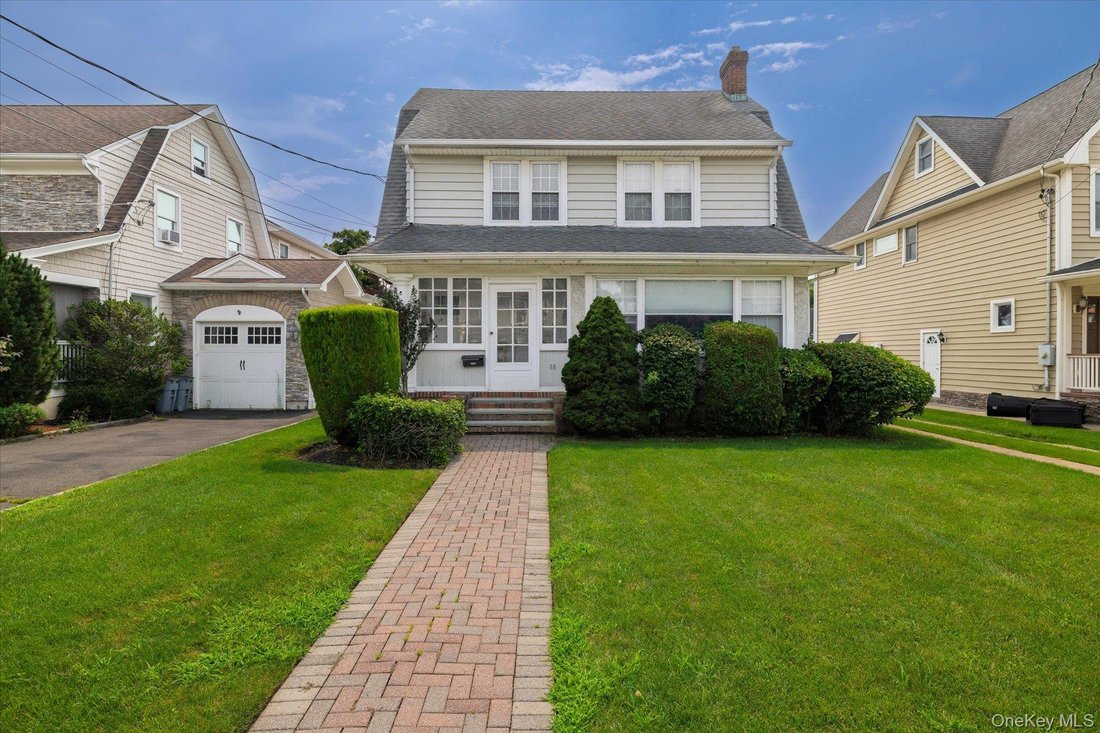 Rockville Centre, New York, United States 1 - 18646963