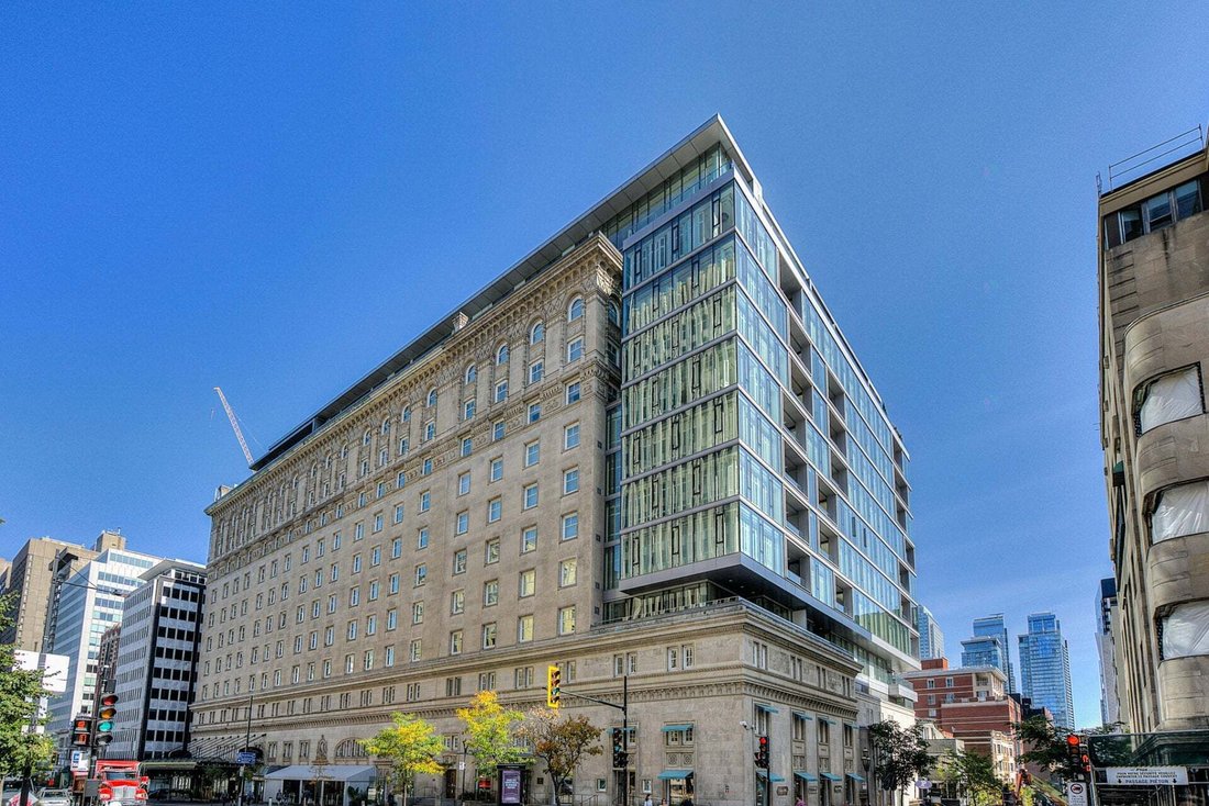 Condo in Montréal, Quebec, Canada 1 - 18643354