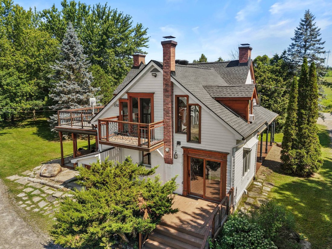 House in Saint-André-d'Argenteuil, Quebec, Canada 2 - 18643857