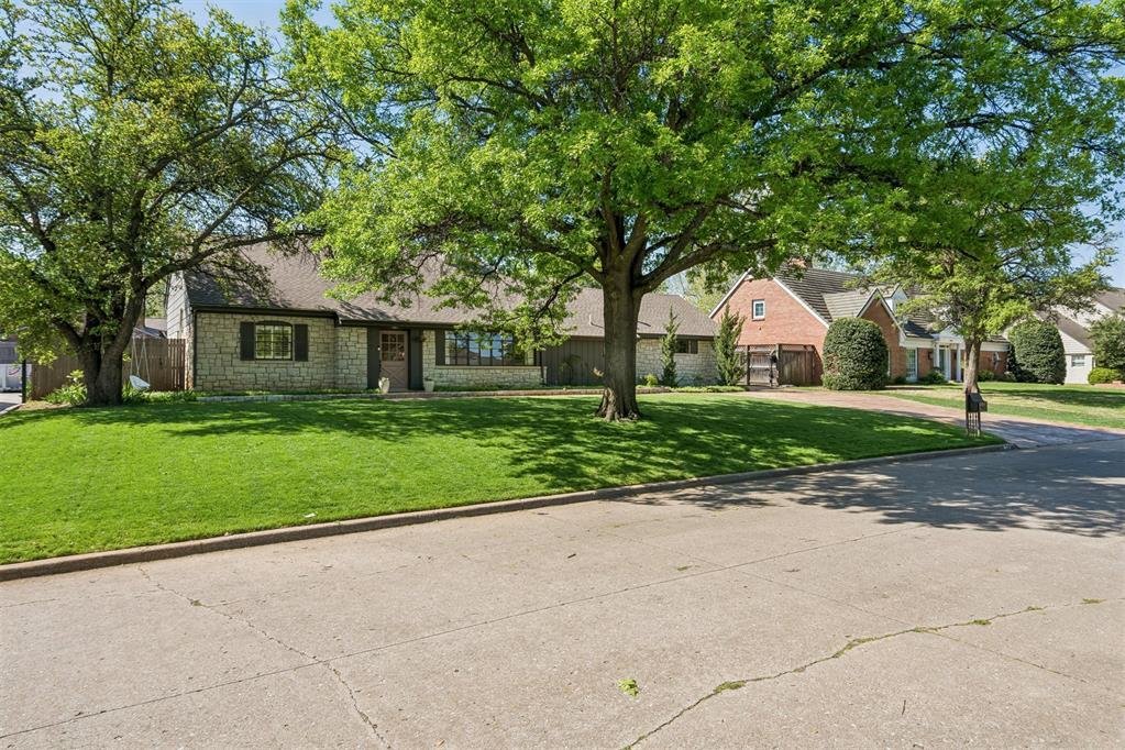 House in Oklahoma City, Oklahoma, United States 3 - 18642763