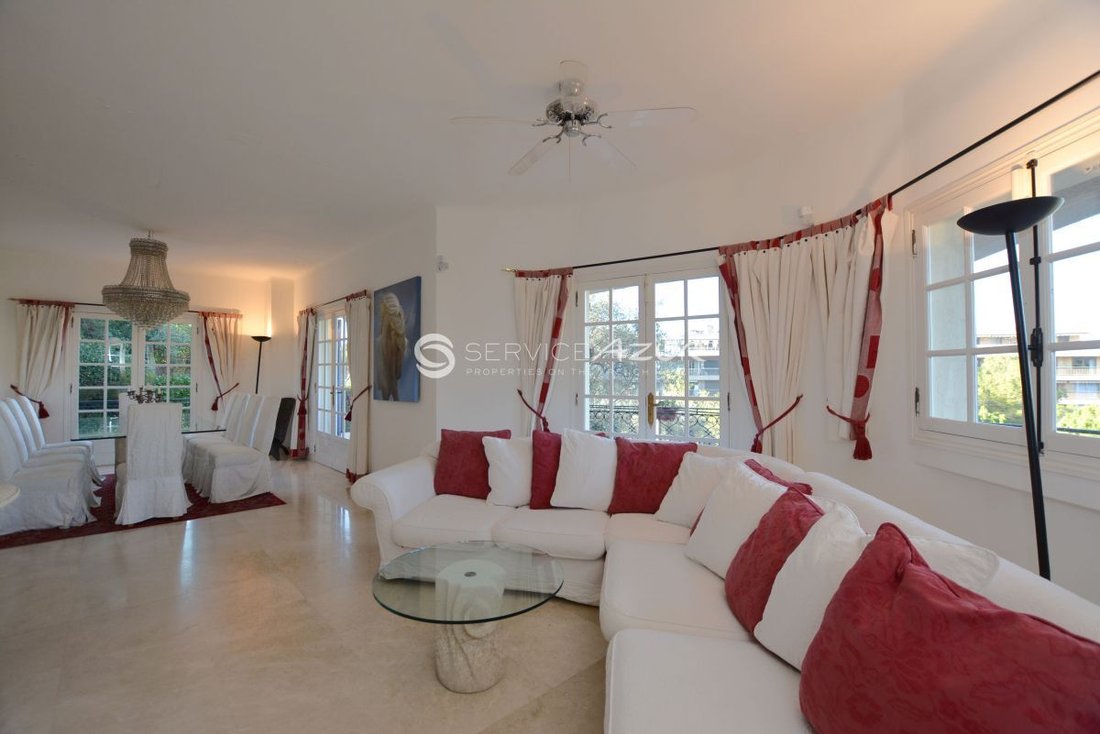 Villa in Cannes, Provence-Alpes-Côte d'Azur, France 4 - 18644536