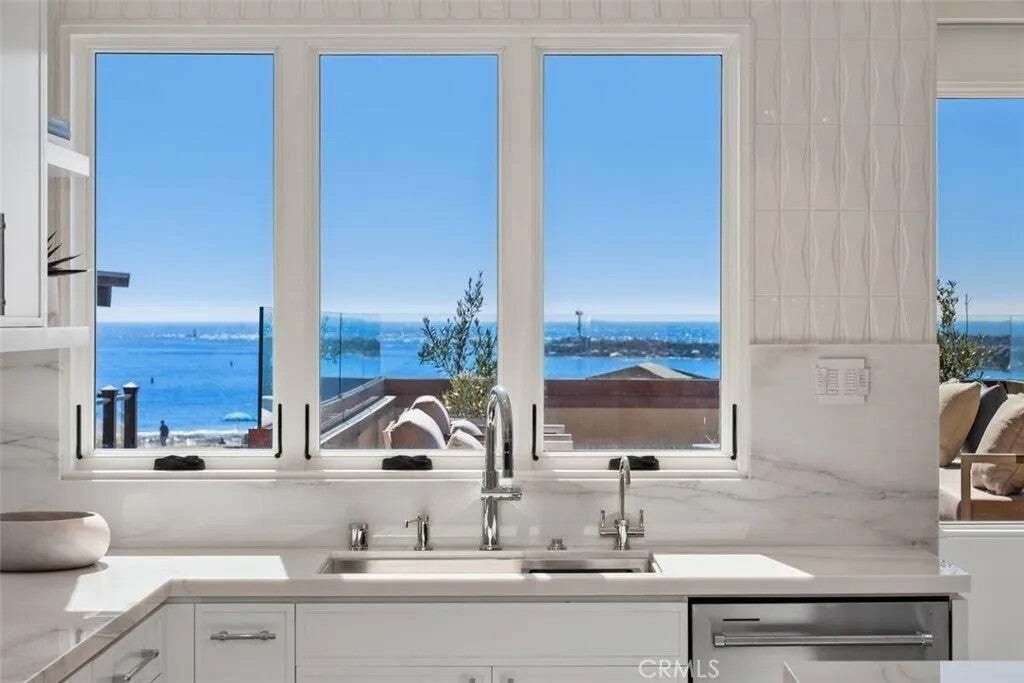 Condo in Newport Beach, California, United States 3 - 18646465