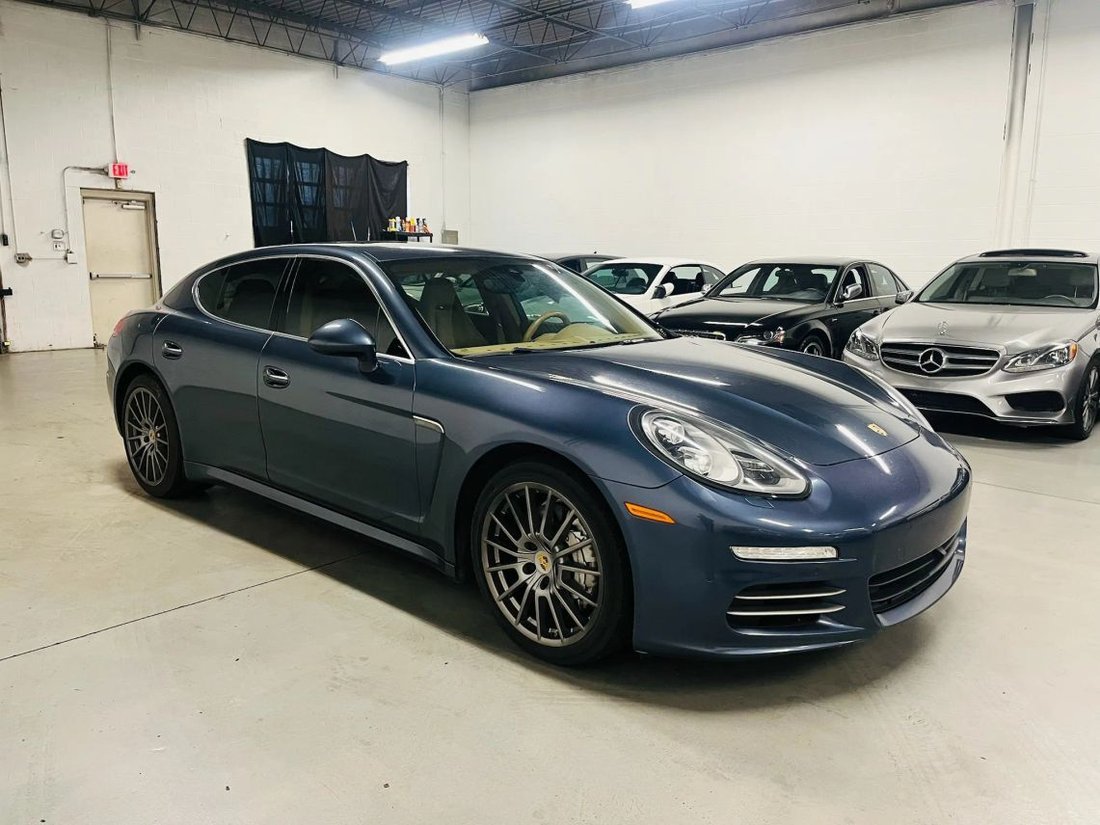 Sedan in Addison, IL, United States 4 - 18647882