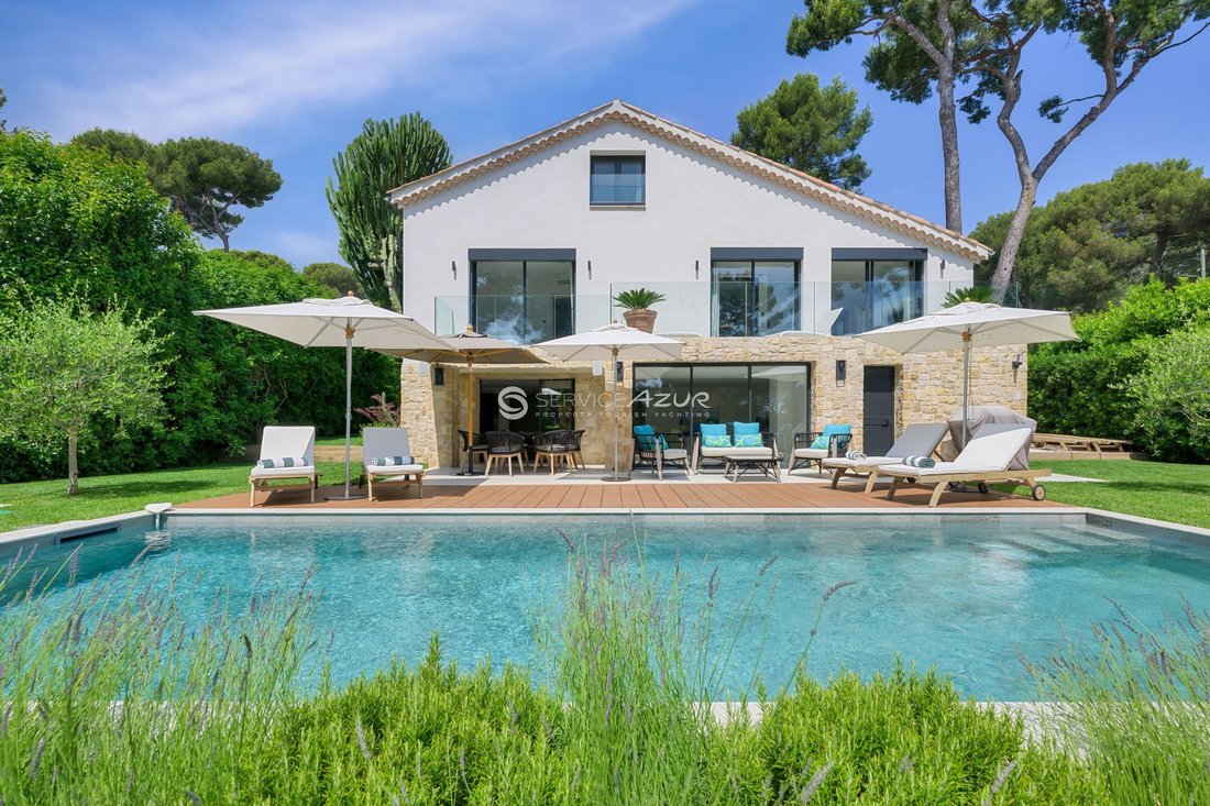 Villa in Vieille Ville, Antibes, France 3 - 18645285