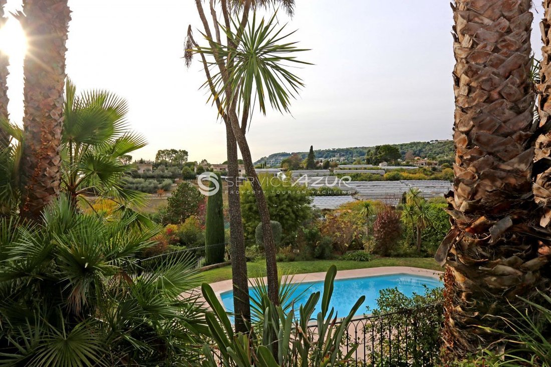 Villa in Saint-Paul-de-Vence, Provence-Alpes-Côte d'Azur, France 4 - 18644893
