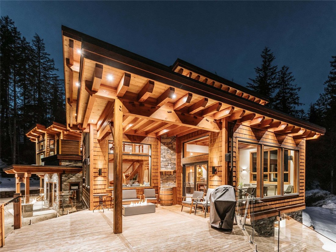 House in Revelstoke, British Columbia, Canada 4 - 18642798
