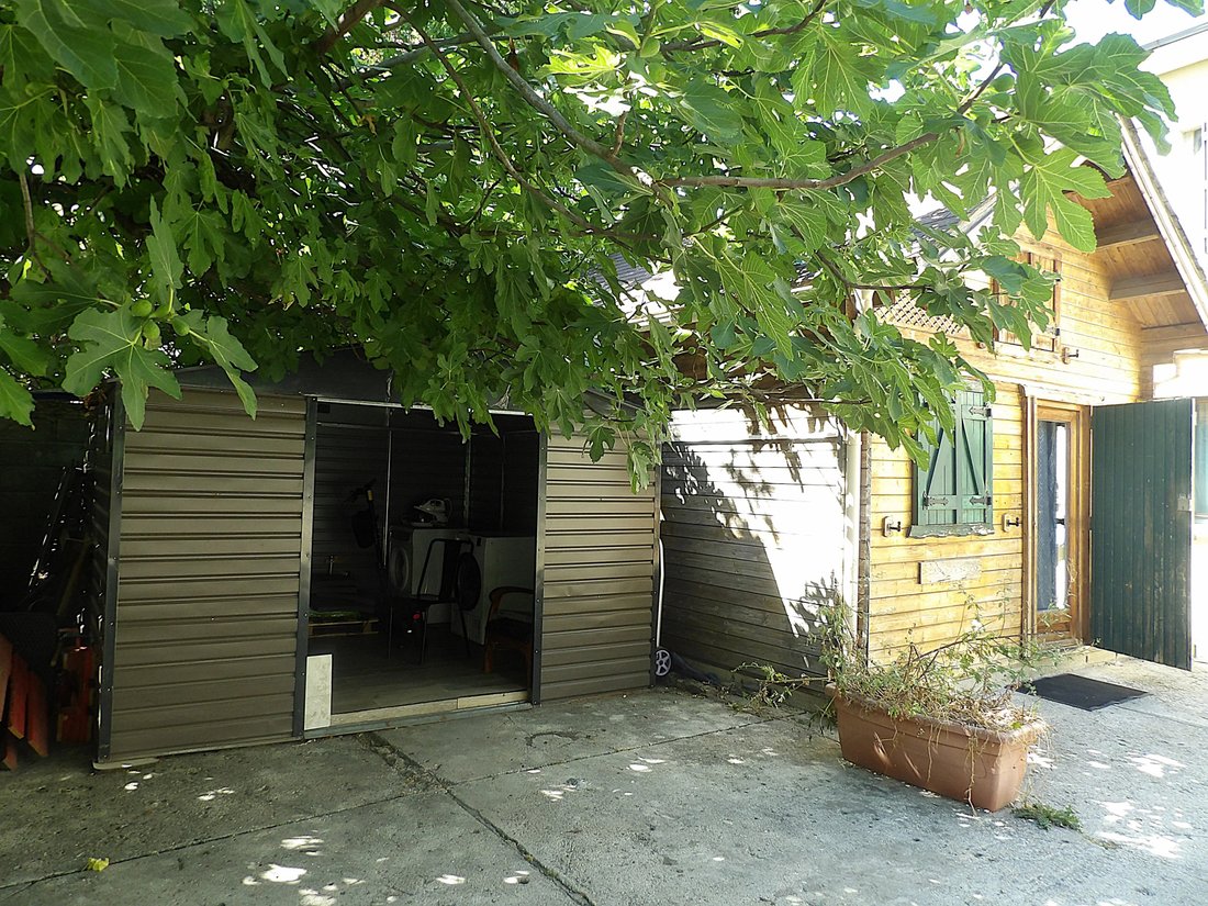 Estate in Villejuif, Ile-de-France, France 5 - 18643634