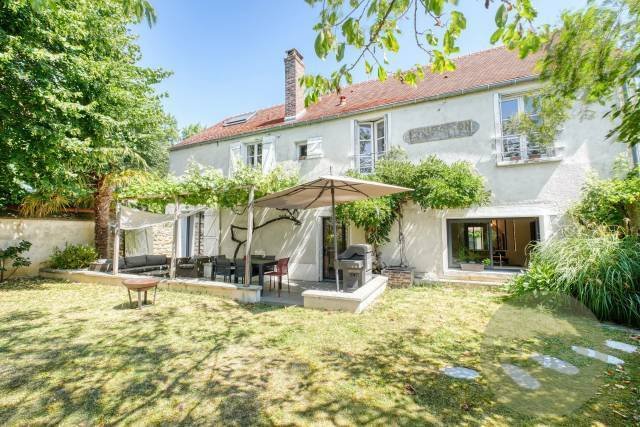 House in Jouars-Pontchartrain, Ile-de-France, France 2 - 18466181
