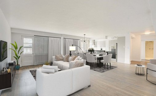 Condo in Mount Royal, Quebec, Canada 1