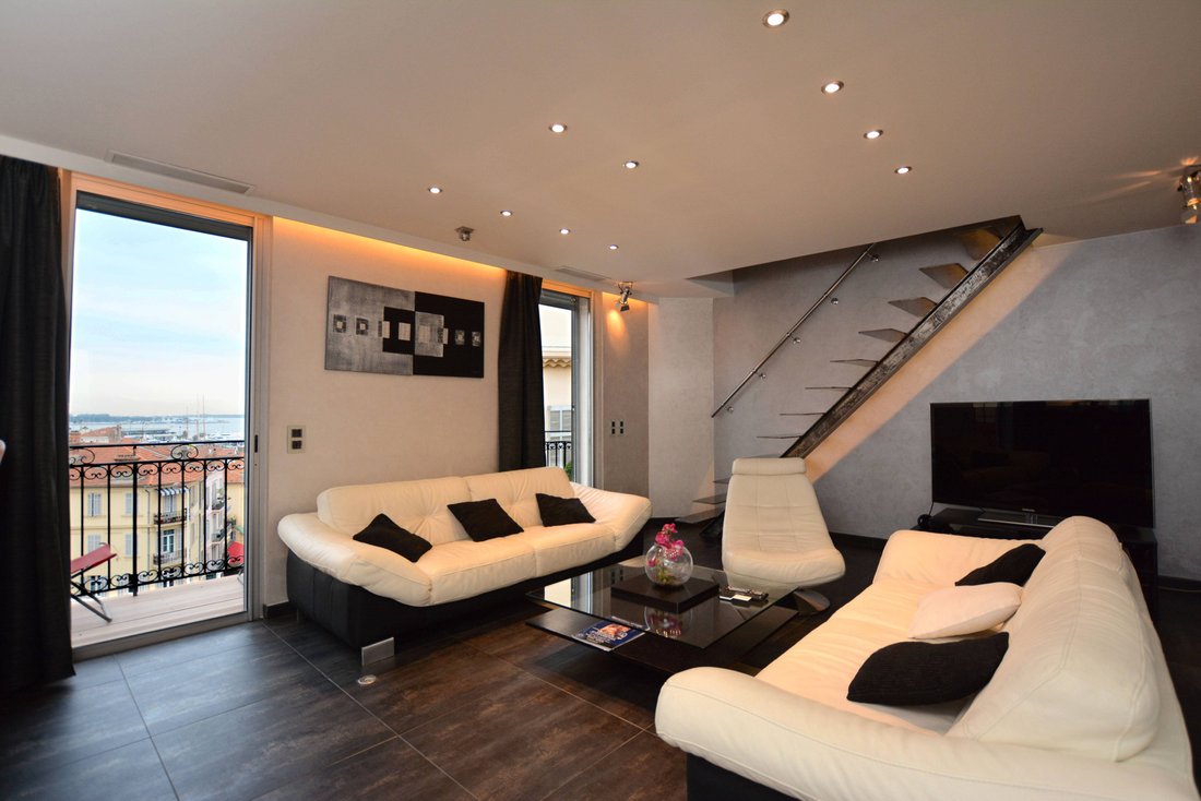 Apartment in Cannes, Provence-Alpes-Côte d'Azur, France 1 - 18643975