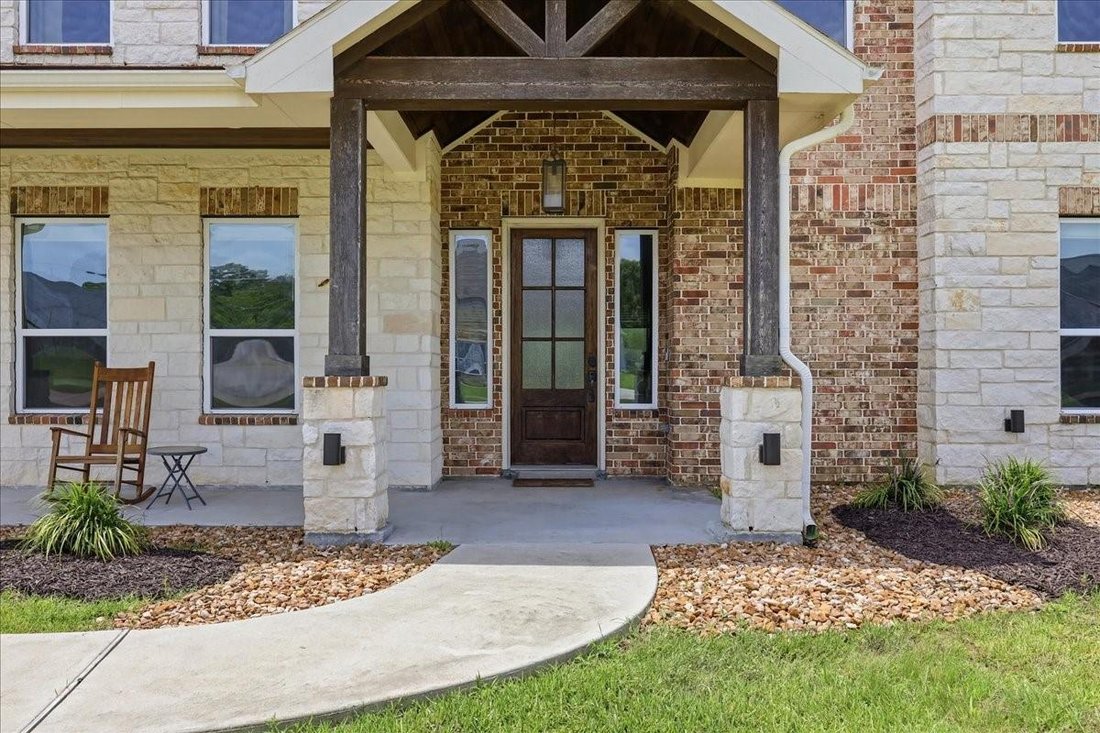 House in Baytown, Texas, United States 5 - 18647117