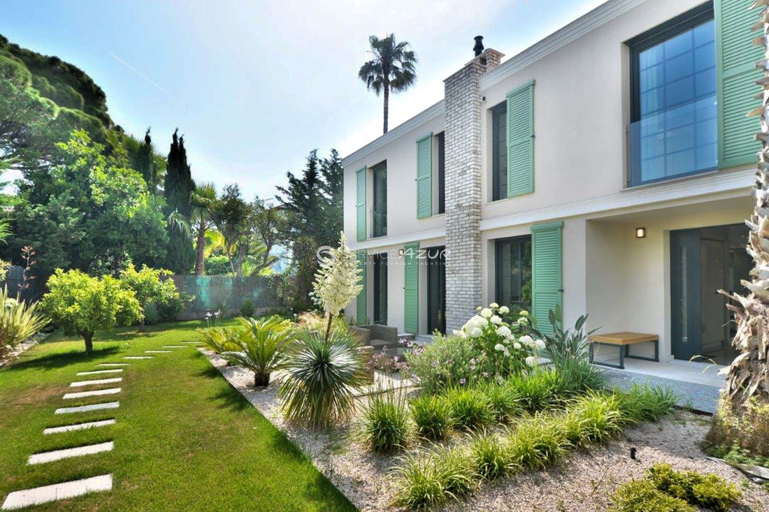 Villa in Vieille Ville, Antibes, France 5 - 18645206