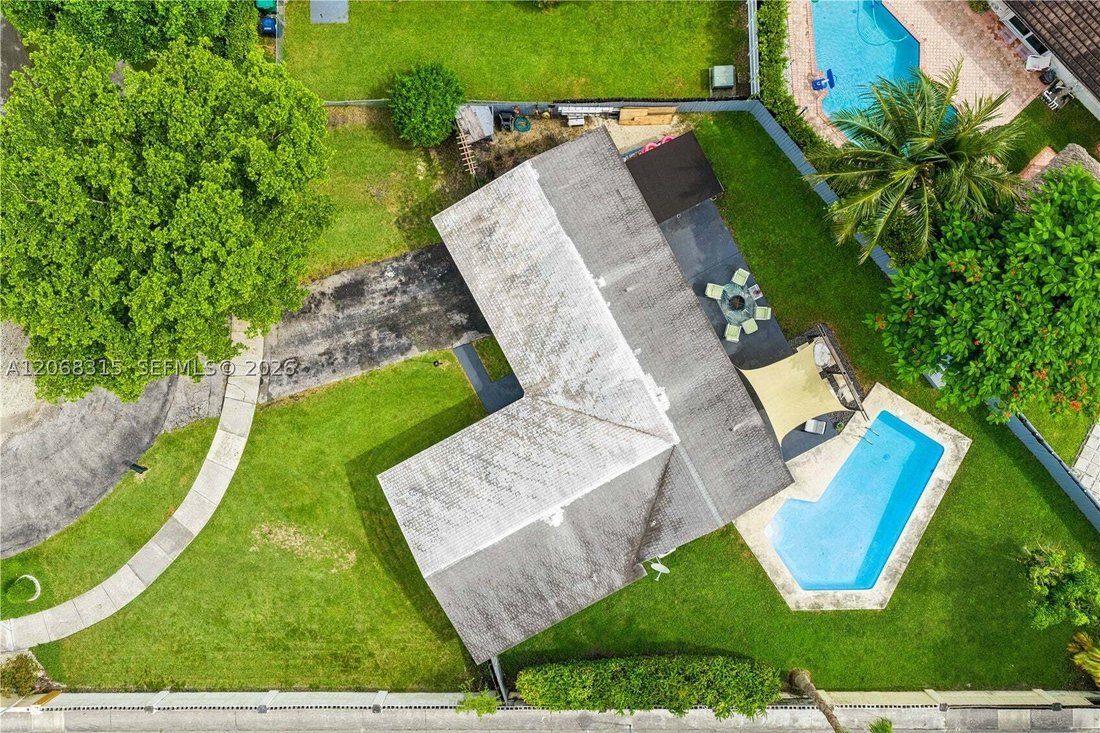 House in West Miami, Florida, United States 4 - 18628368