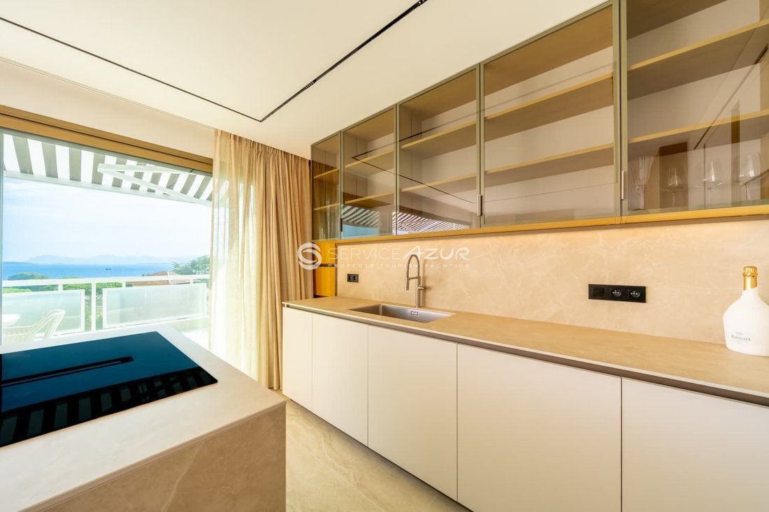 Apartment in Vieille Ville, Antibes, France 2 - 18645328