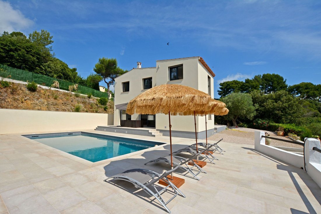 Villa in Vieille Ville, Antibes, France 1 - 18644518